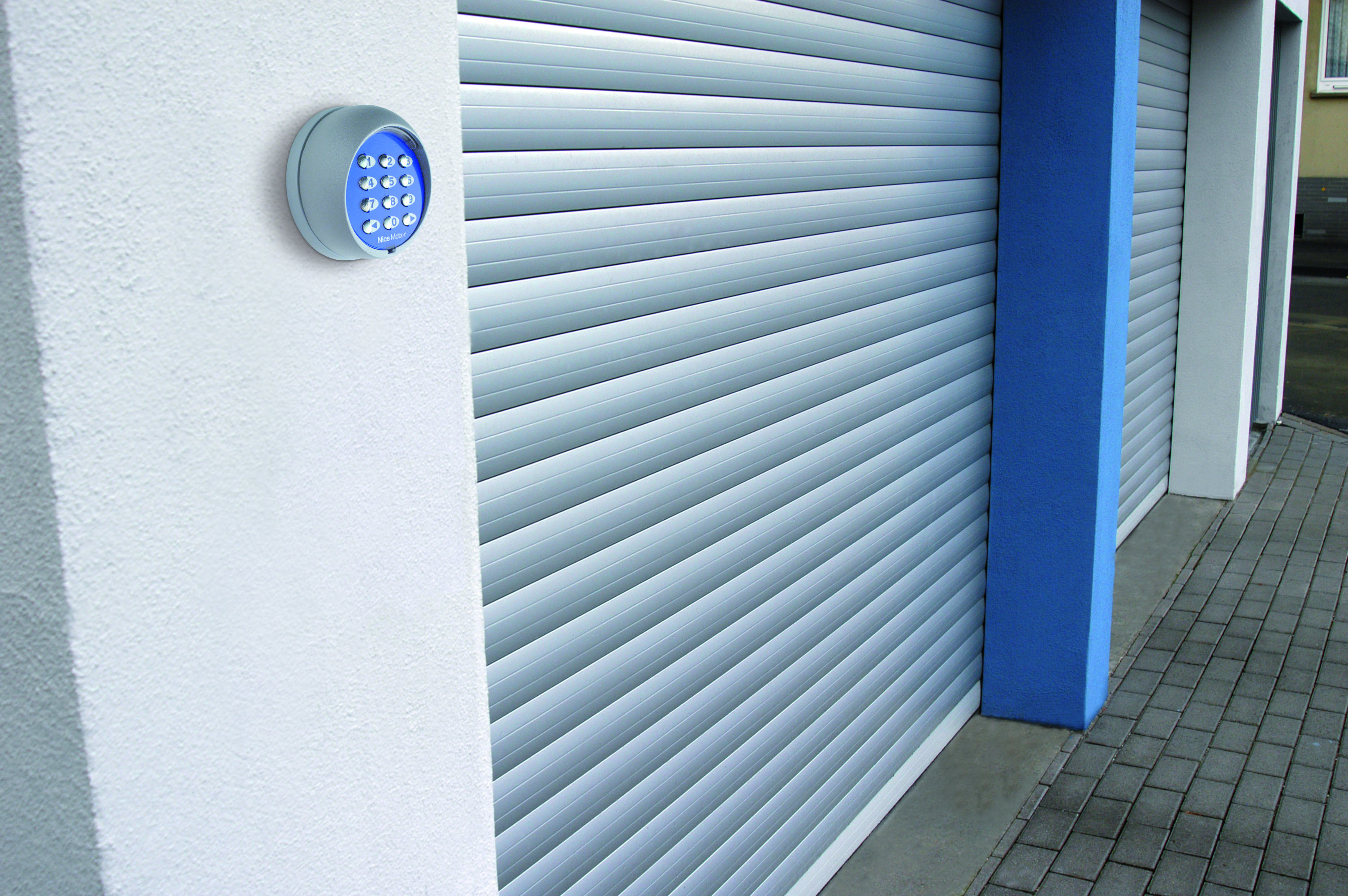 使用卷簾門需要注意的事項