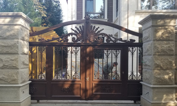 鋁藝大門測量門洞的注意事項