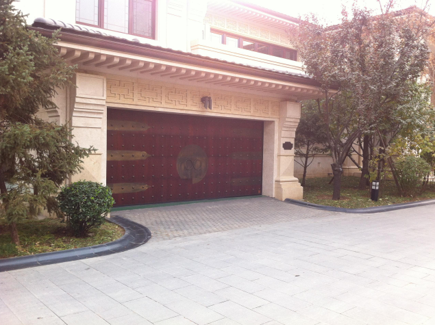 電動車庫門能使用多長時間